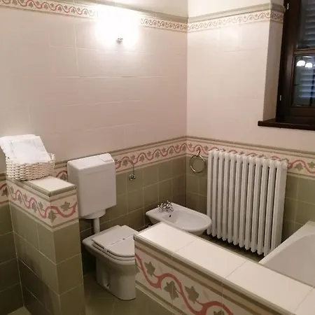 La Casa Di Talin Farm stay Serravalle delle Langhe
