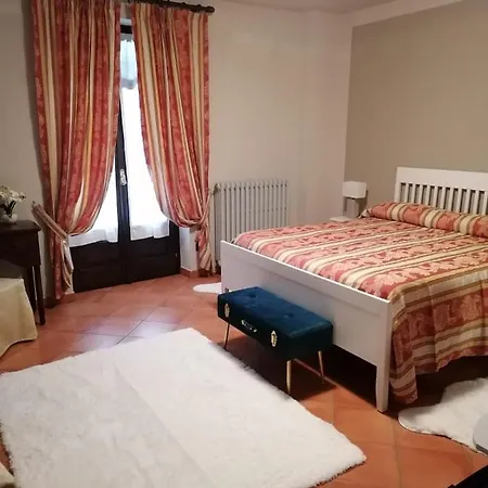 Farm stay La Casa Di Talin Serravalle delle Langhe