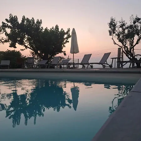 La Casa Di Talin Farm stay *