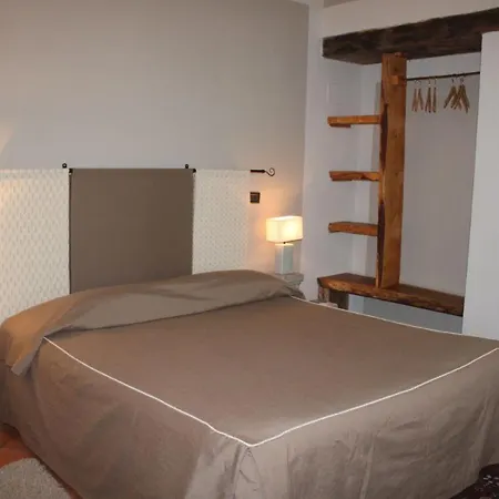 La Casa Di Talin Farm stay *