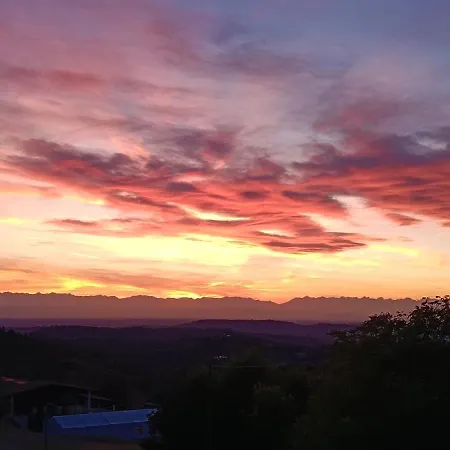 La Casa Di Talin Gospodarstwo agroturystyczne Serravalle delle Langhe